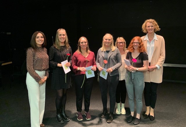 Erfolgreicher Abschluss der ersten Kohorte im Studiengang „Kindheitspädagogik B.A.“ Erfolgreicher Abschluss der ersten Kohorte im Studiengang „Kindheitspädagogik B.A.“