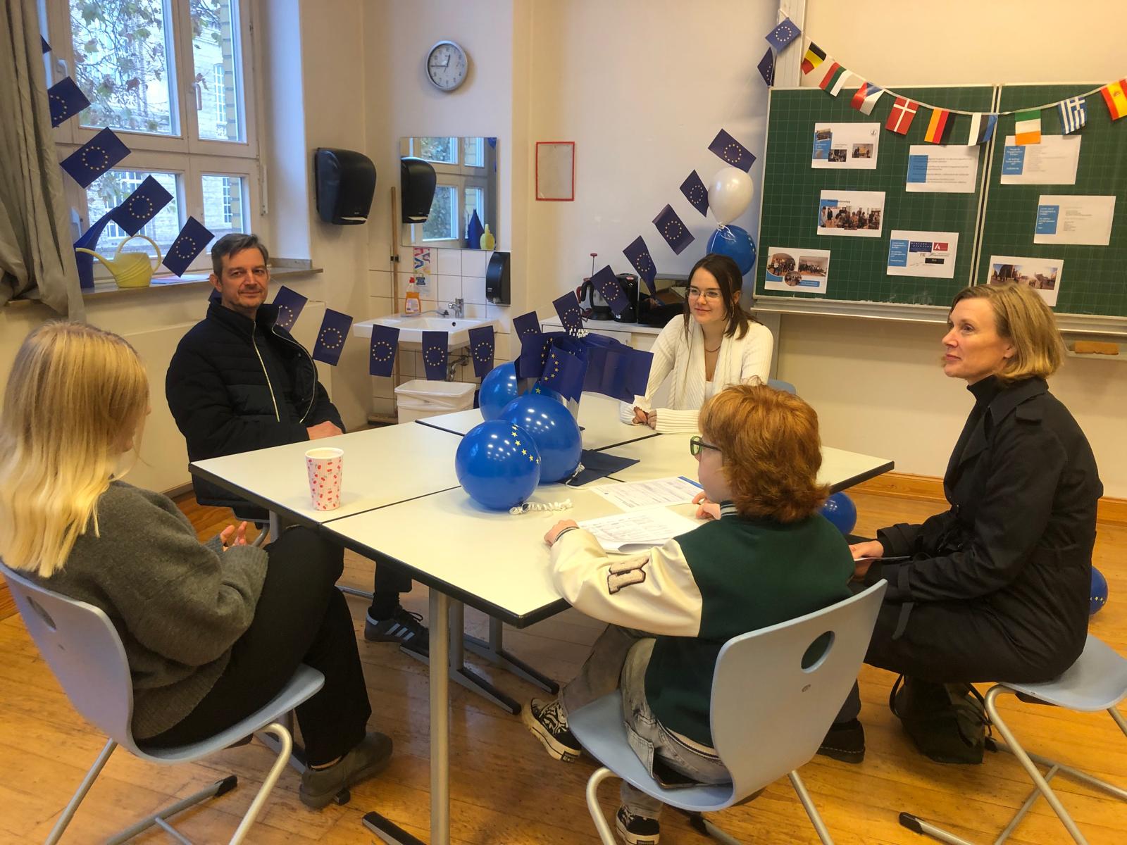 Volles Haus am Tag der offenen Tür Volles Haus am Tag der offenen Tür